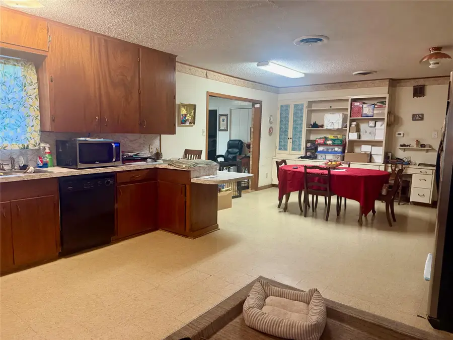 106 San Jacinto St, Lockhart, TX 78644 - #3