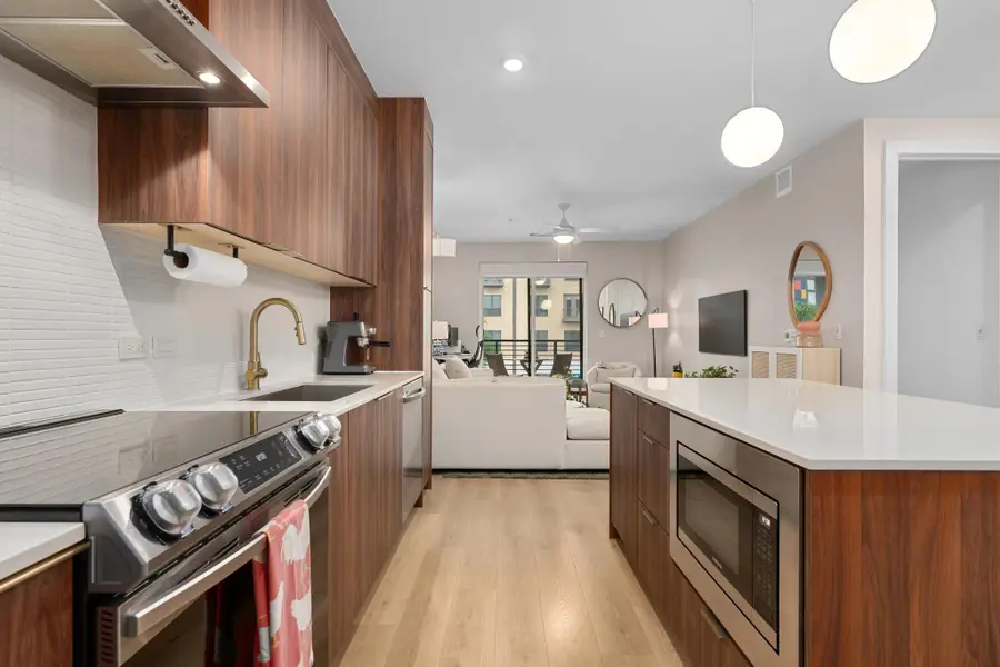 1701 Simond Ave #215, Austin, TX 78723 - #3