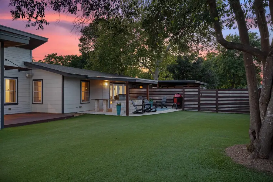 7517 Saint Louis St, Austin, TX 78757 - Image #2