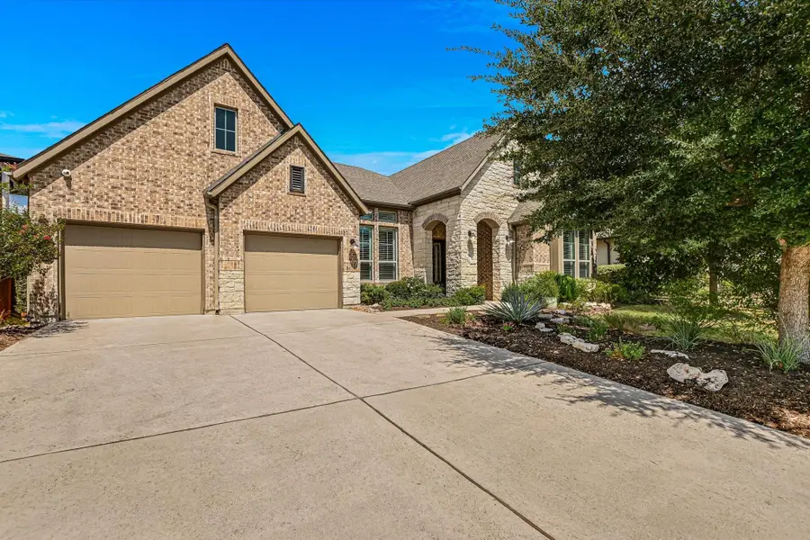 582 Peakside Cir, Dripping Springs, TX 78620 - #3