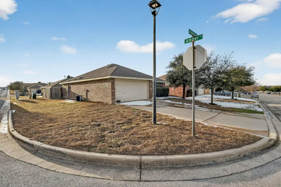 101 Soapstone Dr, Jarrell, TX 76537 - Image #2