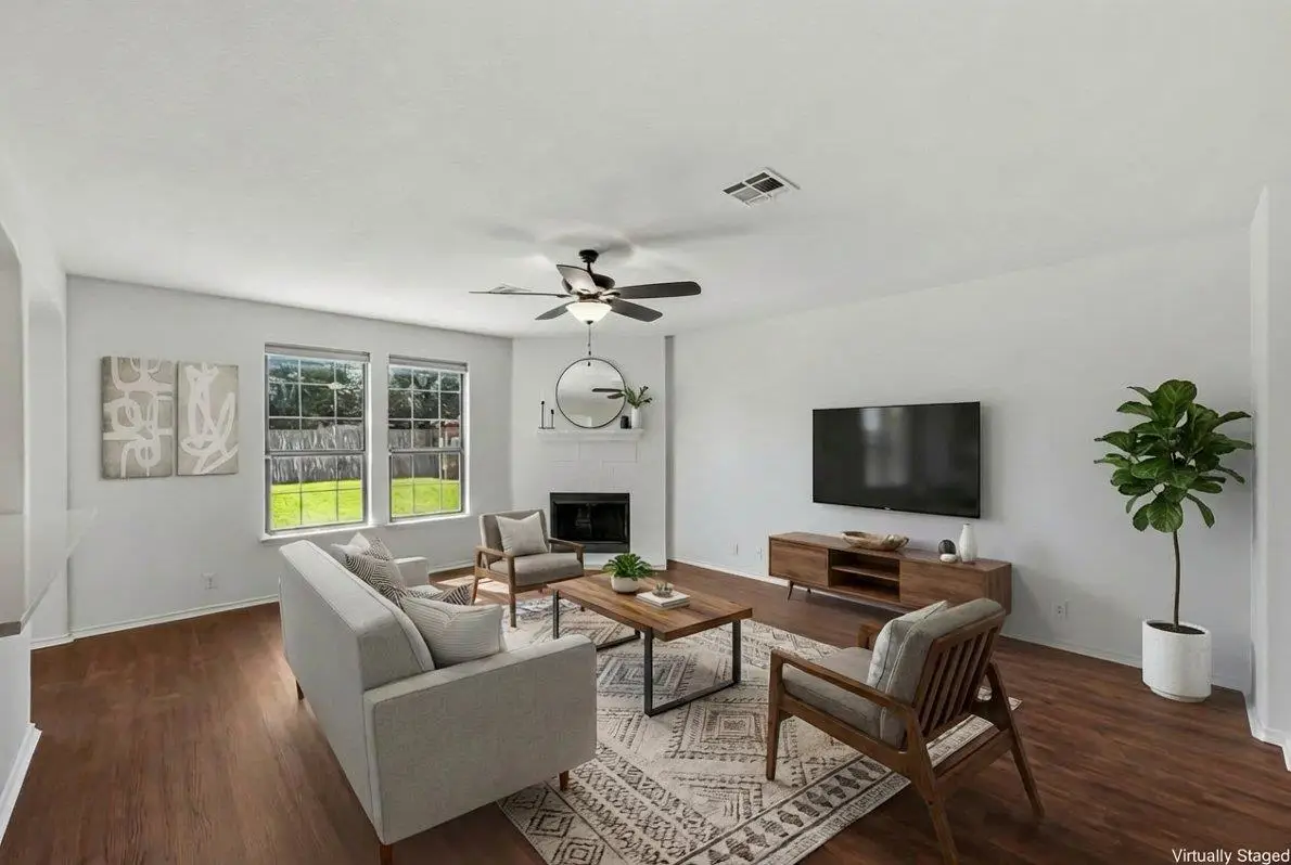 380 Apricot Dr, Kyle, TX 78640 - #1