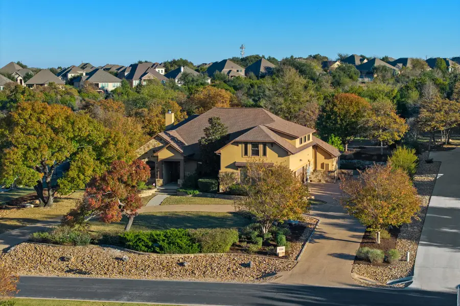 204 Overlook Ct, Georgetown, TX 78628 - Image #2