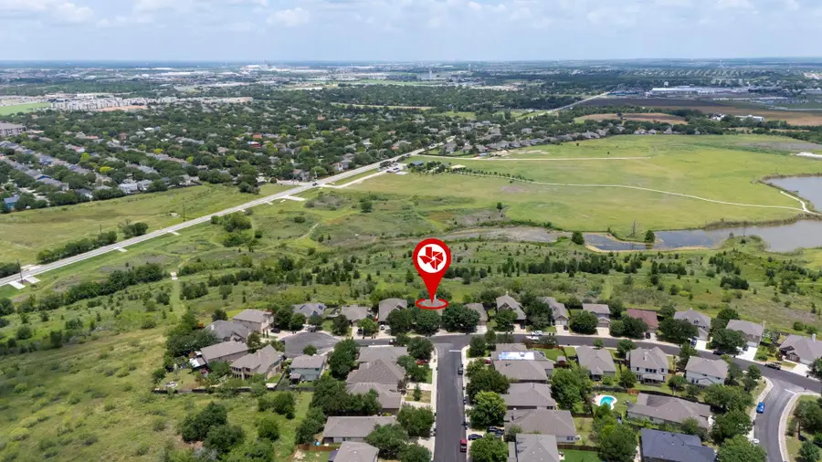 454 Fall Cir, Kyle, TX 78640 - #2