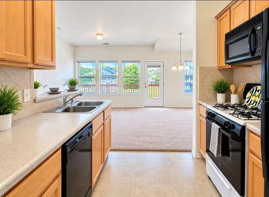 1481 E Old Settlers Blvd #901, Round Rock, TX 78664 - #2