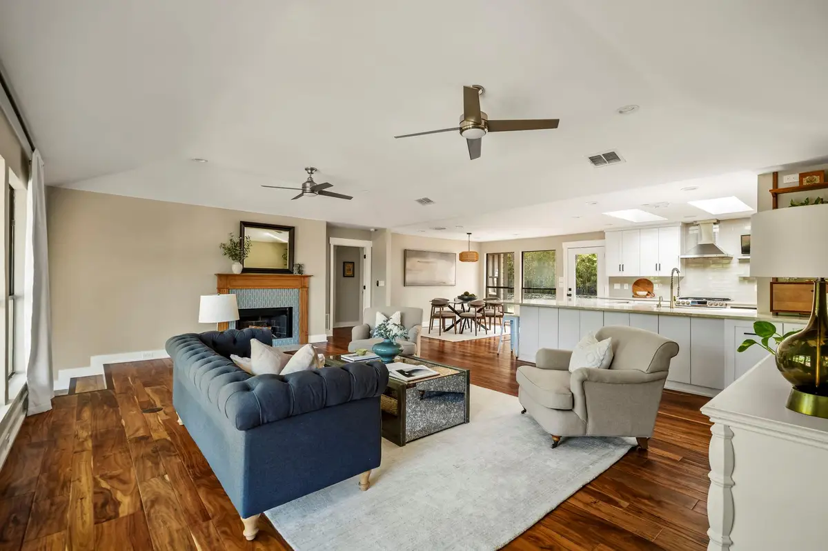 1701 Cresthaven Dr, Austin, TX 78704 - #1