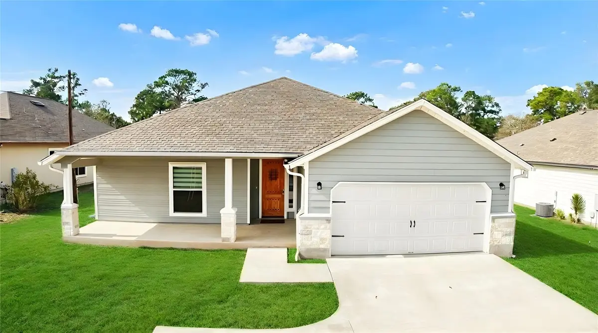 212 Tahitian Dr, Bastrop, TX 78602 - Image #1