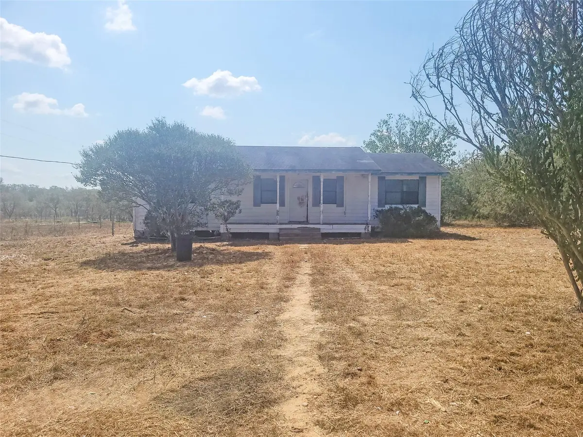 747 Chamberlin Rd, Dale, TX 78616 - Image #1