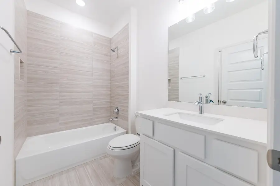 310 Yaklin Dr, Liberty Hill, TX 78642 - Image #3