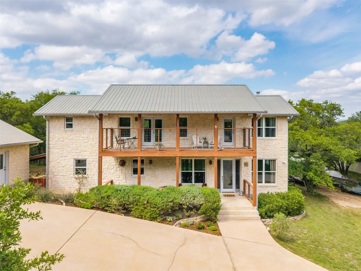 326 Lost Cove Dr, Spicewood, TX 78669 - #1