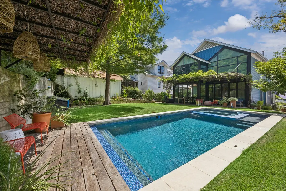 806 Blanco St, Austin, TX 78703 - #1