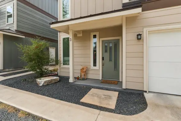 2927 E Martin Luther King Jr Blvd #3, Austin, TX 78702