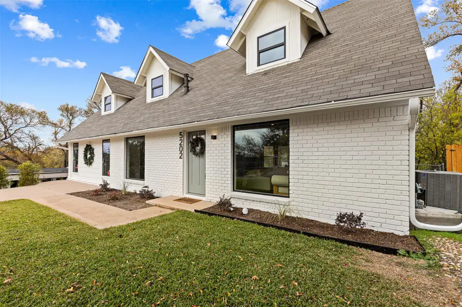 5202 Woodmoor Dr, Austin, TX 78721 - Image #3