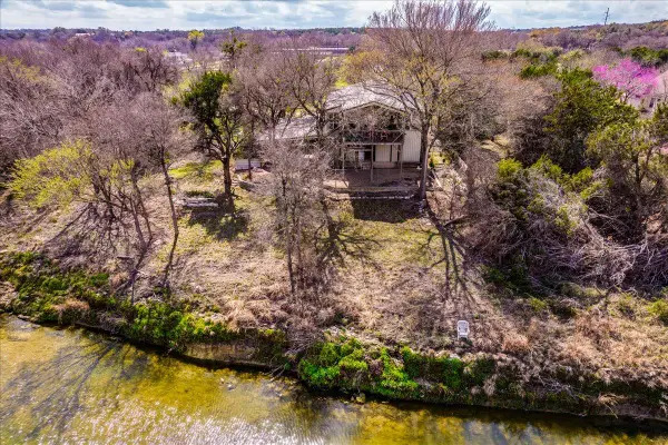 1409 Orchard Dr, Leander, TX 78641