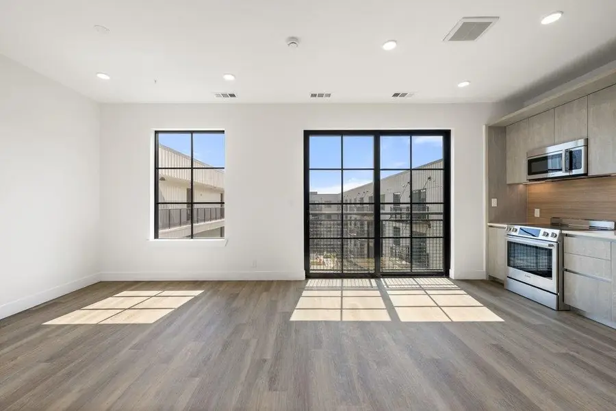 4315 S Congress Ave #224, Austin, TX 78745 - #2