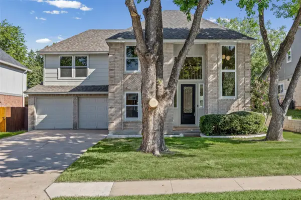 1002 Crestview St, Round Rock, TX 78681