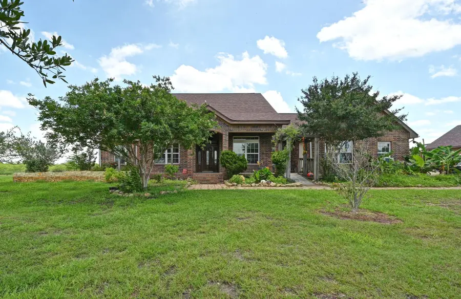 410 Simmons Family Farm Rd, Lockhart, TX 78644 - #2