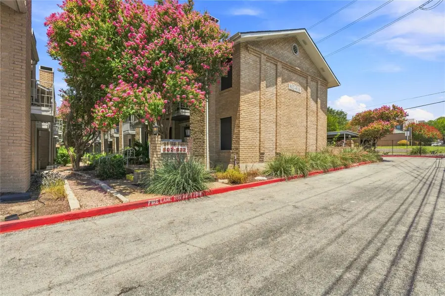 818 Banister Ln, Austin, TX 78704 - #3