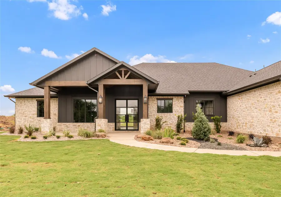 10370 Pecan Grove Ct, Chappell Hill, TX 77426 - Image #2