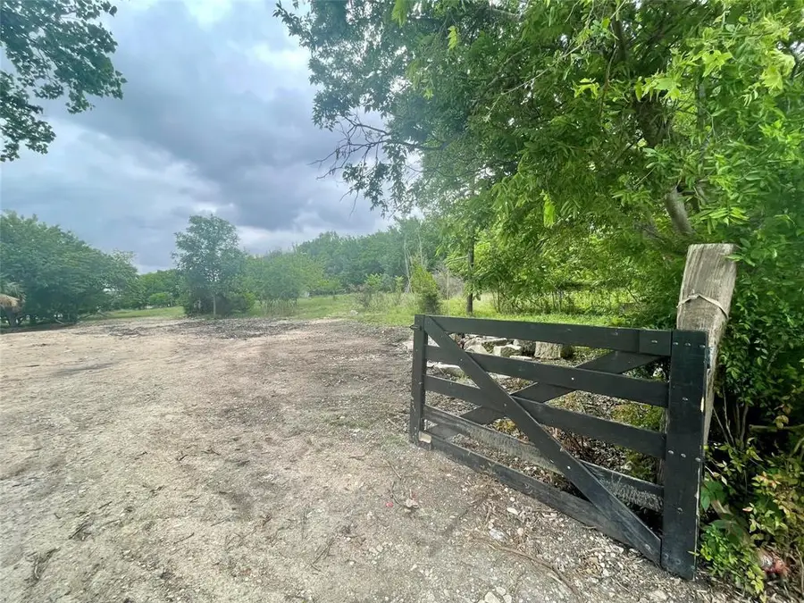 13331 Bradshaw Rd, Austin, TX 78747 - #2