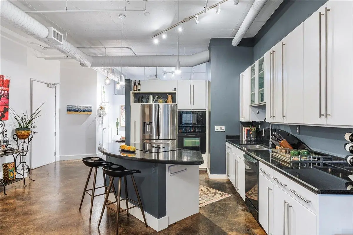 311 W 5th St #1008, Austin, TX 78701 - Image #1