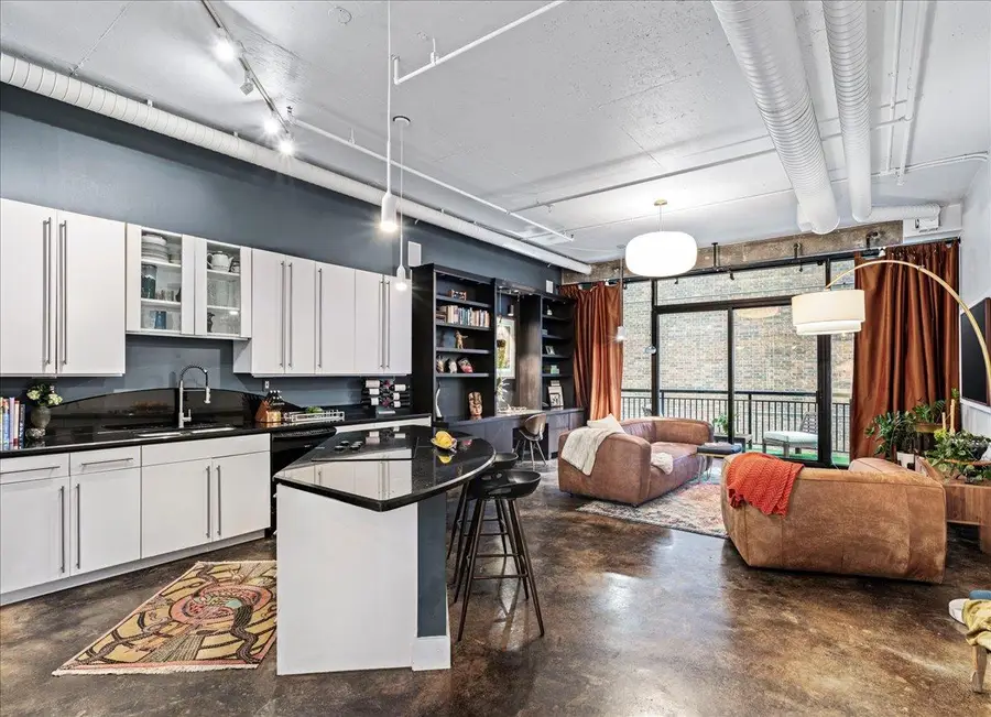 311 W 5th St #1008, Austin, TX 78701 - Image #3