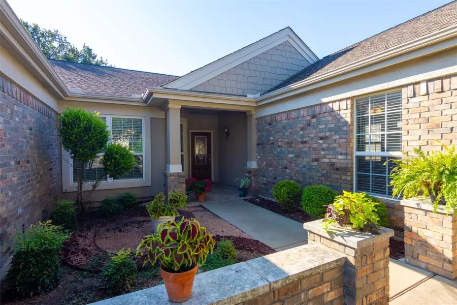 110 Lampasas Pass, Georgetown, TX 78633 - Image #2