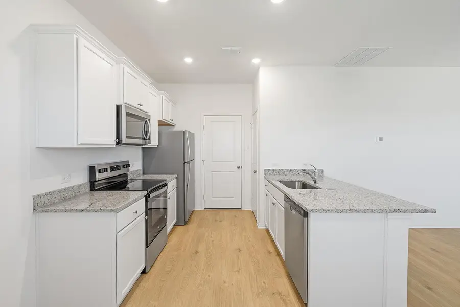 120 Desert Hare Dr, Jarrell, TX 76537 - #3