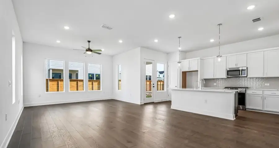 1414 Rambling Rose Rd, Austin, TX 78745 - #2