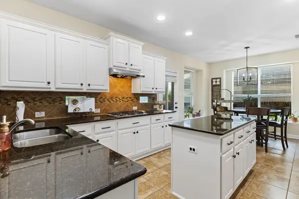 3588 Rosalina Loop, Round Rock, TX 78665