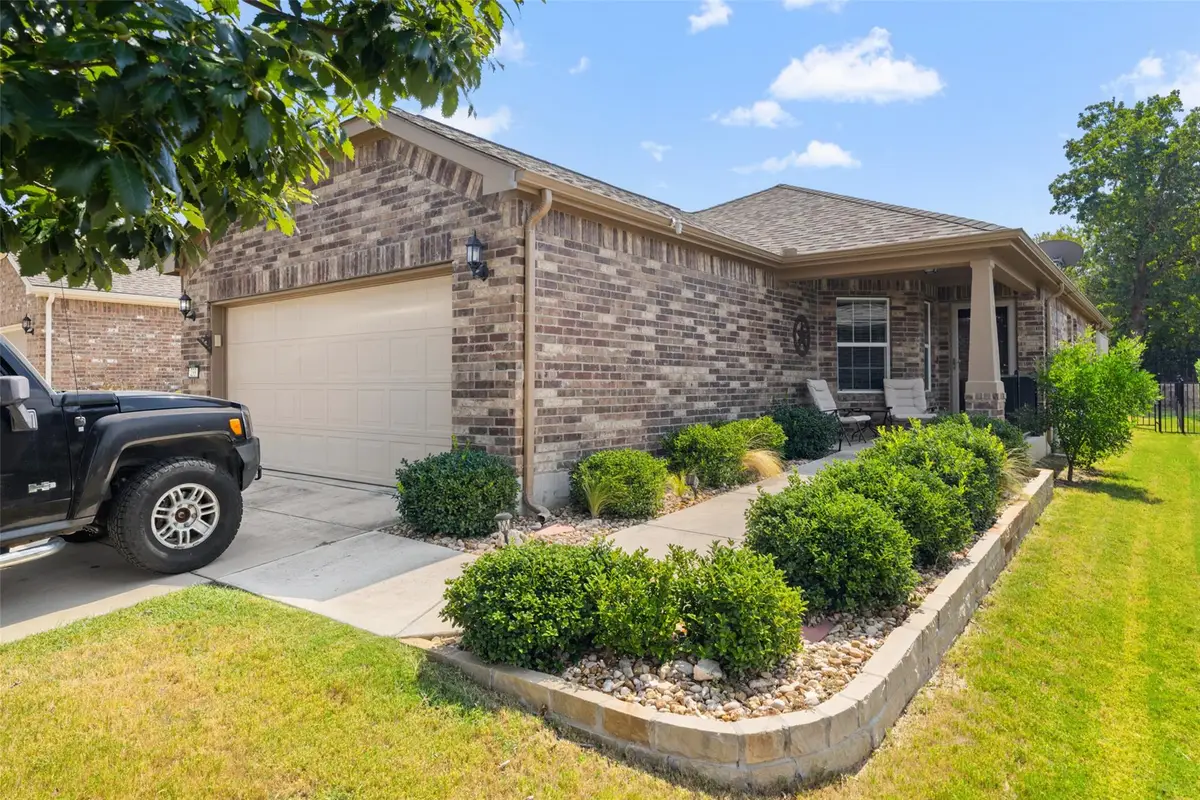 233 N Hobby St, Georgetown, TX 78633 - Image #1