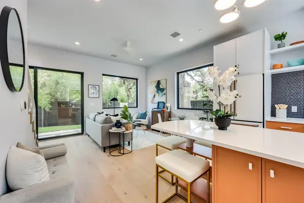 107 W Johanna St #C, Austin, TX 78704