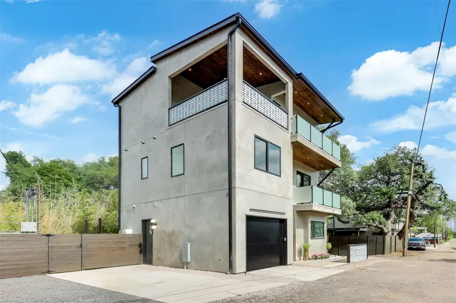 107 W Johanna St #C, Austin, TX 78704 - #3