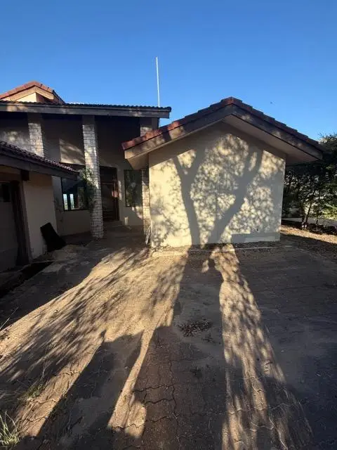 310 Golf Crest Ln, Lakeway, TX 78734 - Image #1