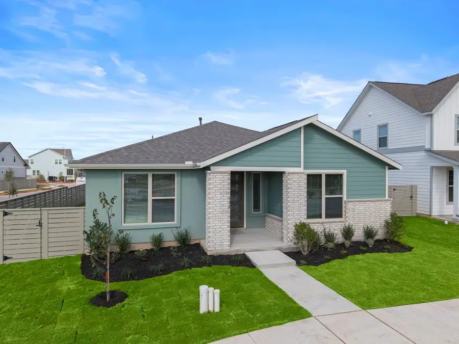 132 Adelton Blvd, Bastrop, TX 78602 - Image #3