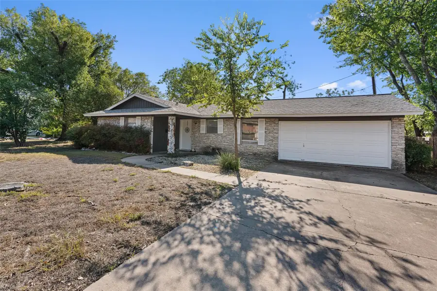 8204 Easter Cv, Austin, TX 78757 - Image #2