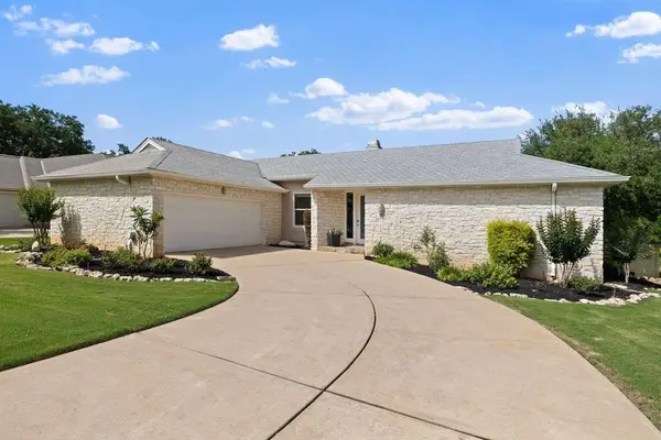 109 Double Eagle Dr #109, Austin, TX 78738