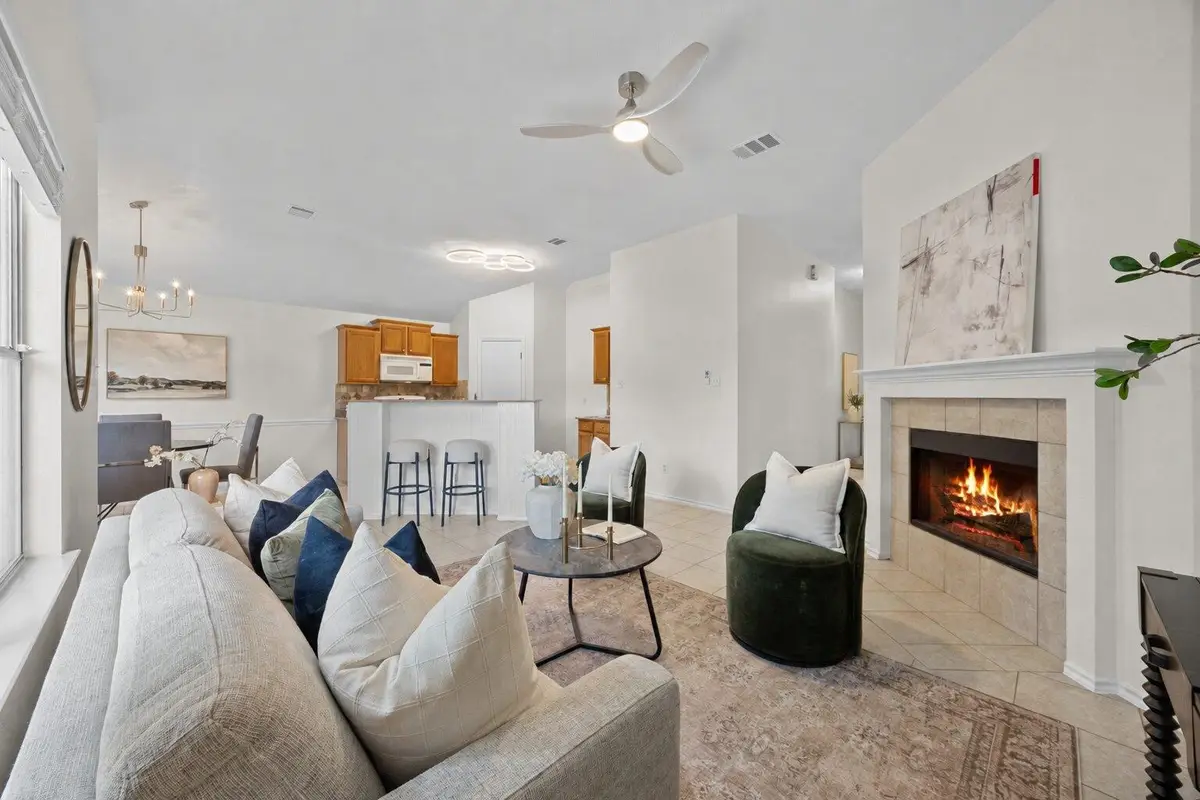 8219 Edgemoor Pl, Austin, TX 78749 - #1