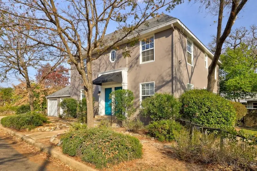 804 W 31st St, Austin, TX 78705 - Image #2