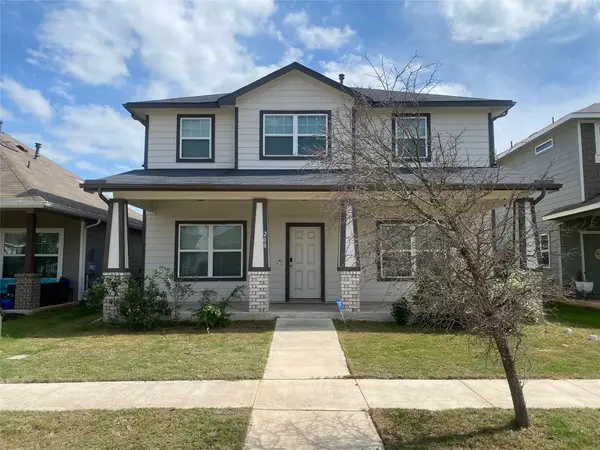 208 Eagle Lake Dr, Hutto, TX 78634