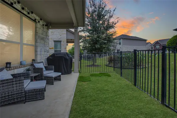 2105 Town Centre Dr #48, Round Rock, TX 78664