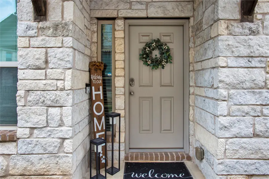 2105 Town Centre Dr #48, Round Rock, TX 78664 - #2