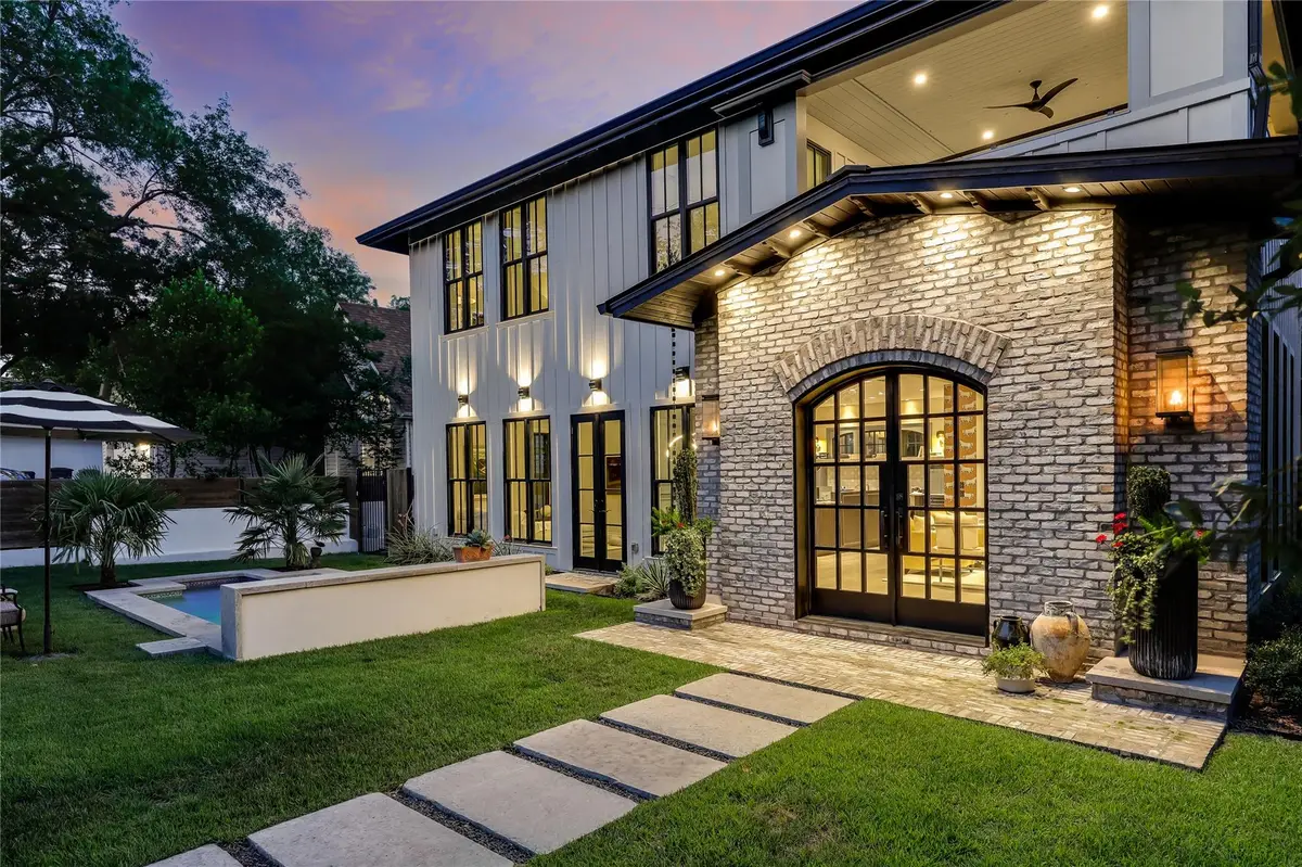 901 Wayside Dr #1, Austin, TX 78703 - Image #1