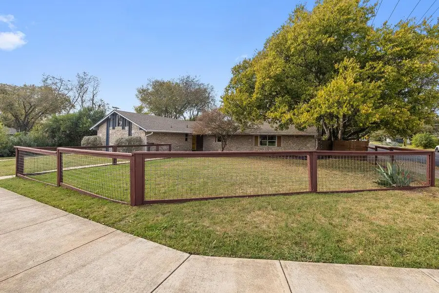 6102 Thames Dr, Austin, TX 78723 - Image #3