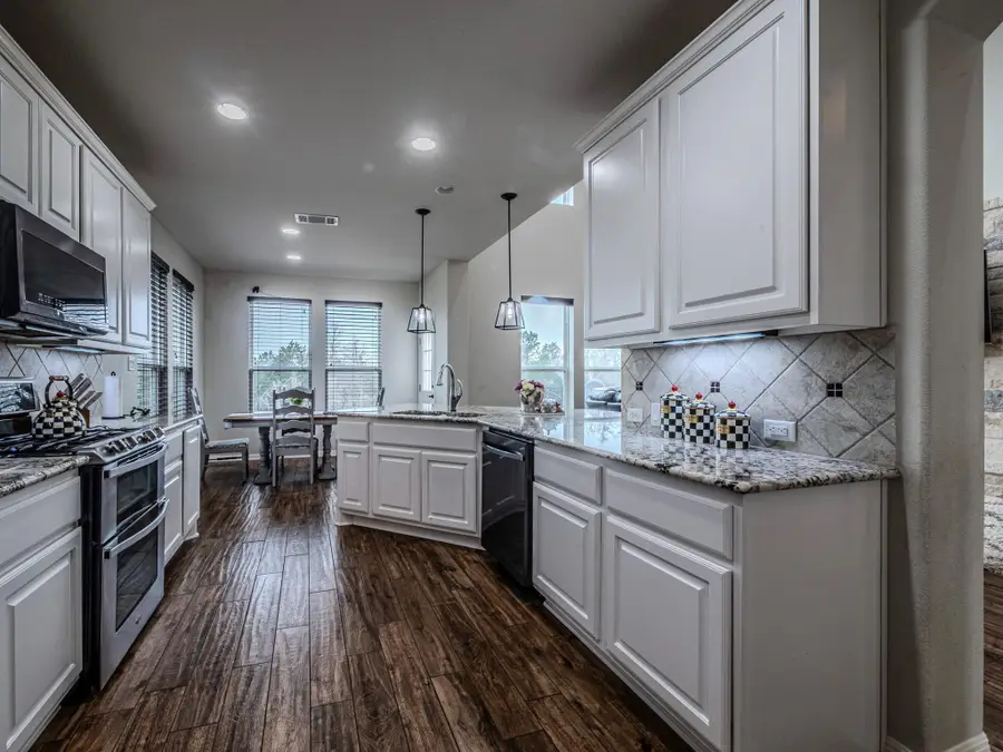 117 Arbor Point Dr, Elgin, TX 78621 - #3