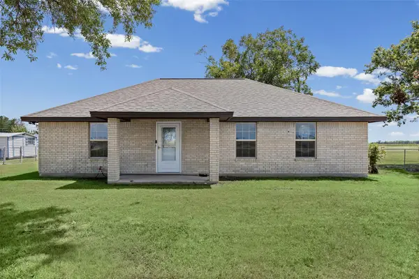 403 County View Rd, Lockhart, TX 78644