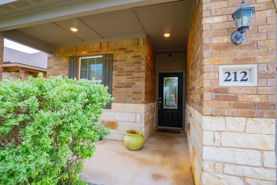 212 Star Spangled Dr, Liberty Hill, TX 78642 - #2