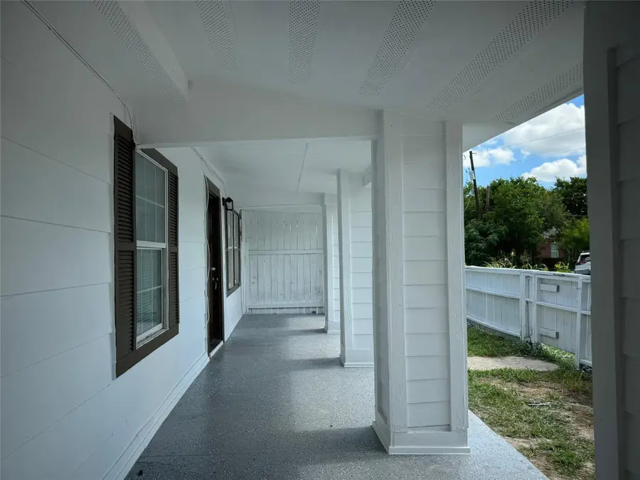 101 S Lockhart St, Manor, TX 78653 - Image #3