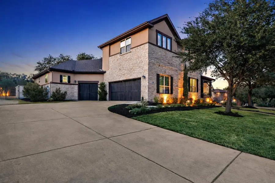 2520 Ionian Cv, Austin, TX 78730 - Image #3
