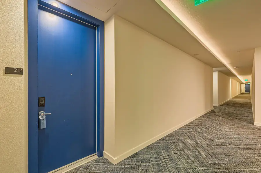 900 S 1st St #212, Austin, TX 78704 - Image #2